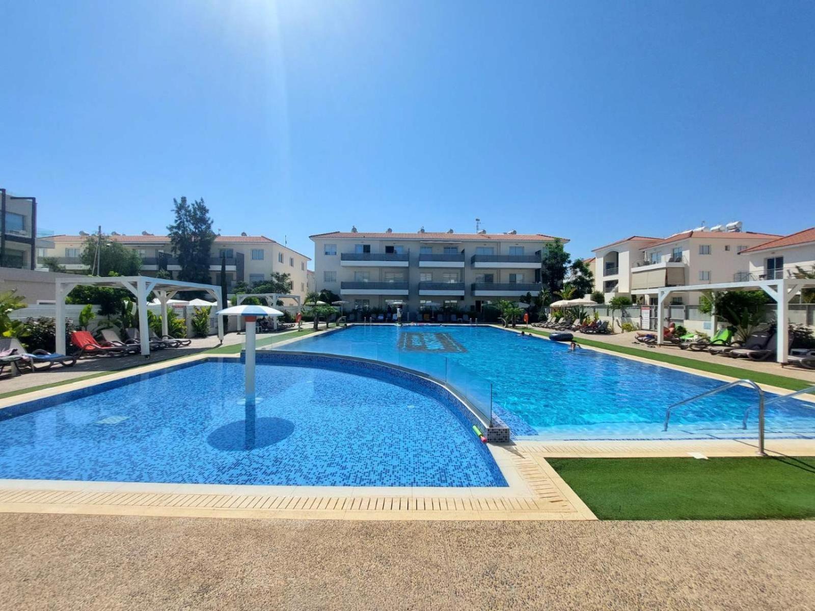 Mythical Sands Resort - Antonios Paralimni Zewnętrze zdjęcie