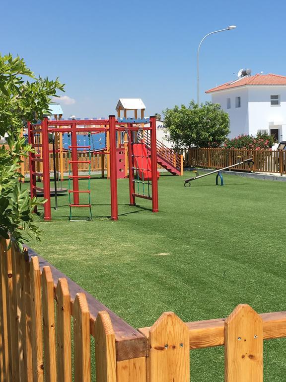 Mythical Sands Resort - Antonios Paralimni Zewnętrze zdjęcie