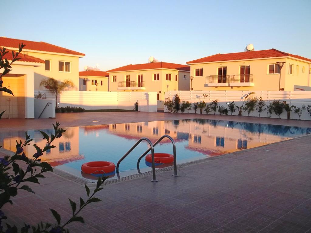 Mythical Sands Resort - Antonios Paralimni Zewnętrze zdjęcie