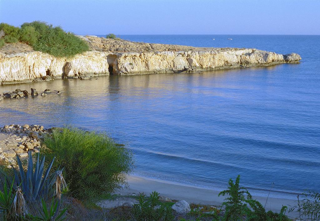Mythical Sands Resort - Antonios Paralimni Zewnętrze zdjęcie