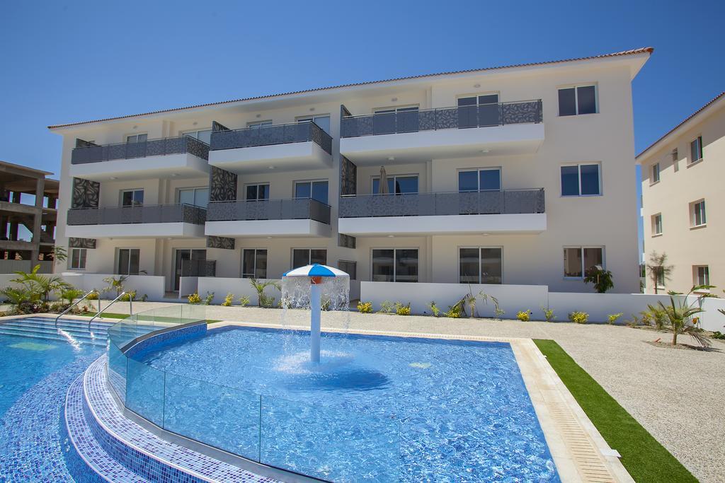 Mythical Sands Resort - Antonios Paralimni Zewnętrze zdjęcie